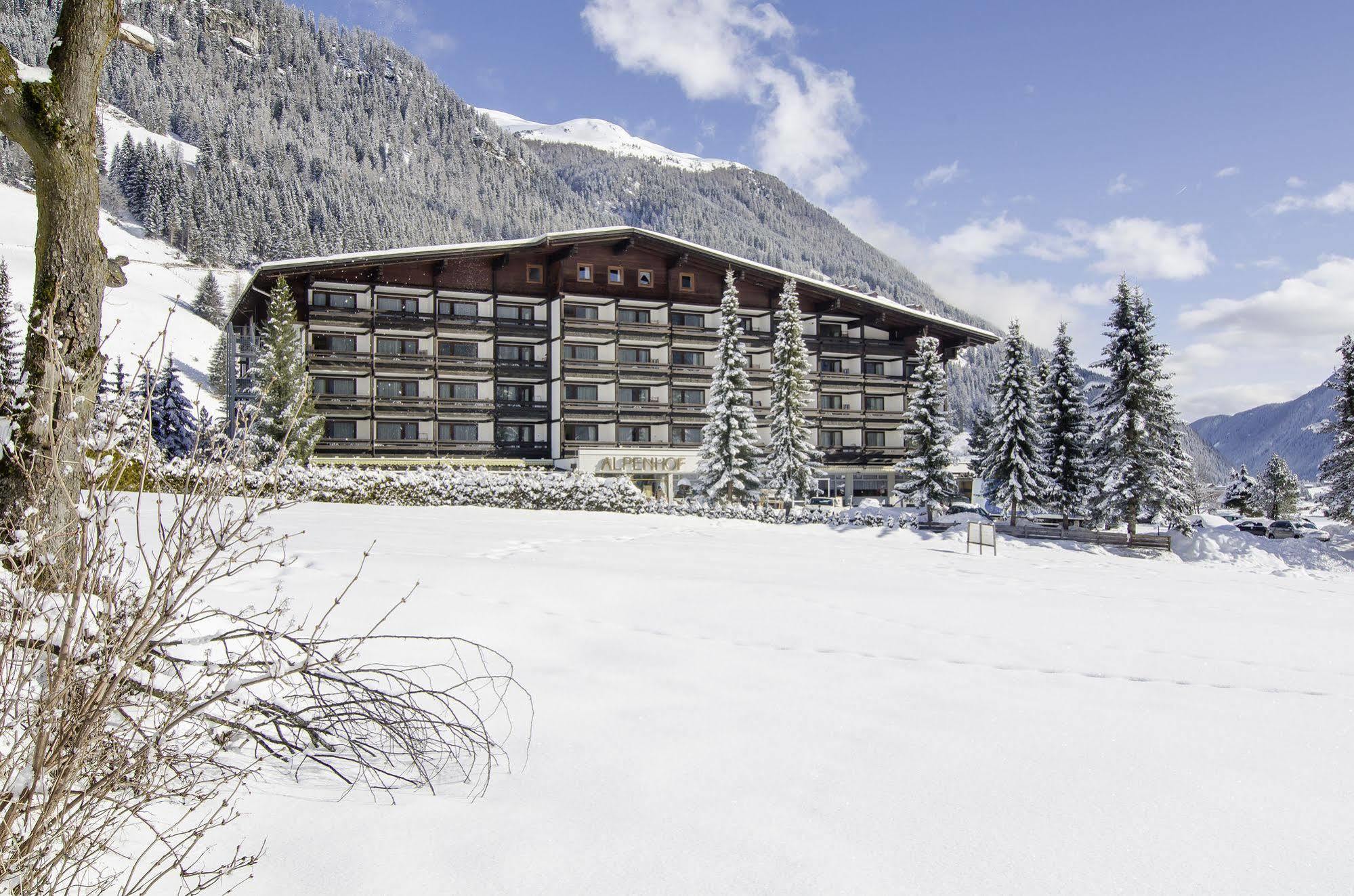Hotel Alpenhof Sankt Jakob in Defereggen Exterior foto